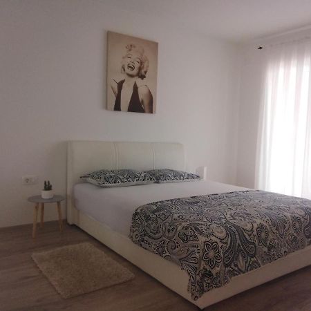 Apartmani Biba Novi Vinodolski Εξωτερικό φωτογραφία